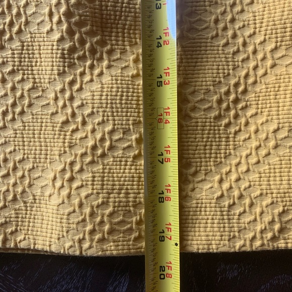 Banana Republic women’s skirt butter yellow lined pencil skirt size 4 office - Picture 7 of 9